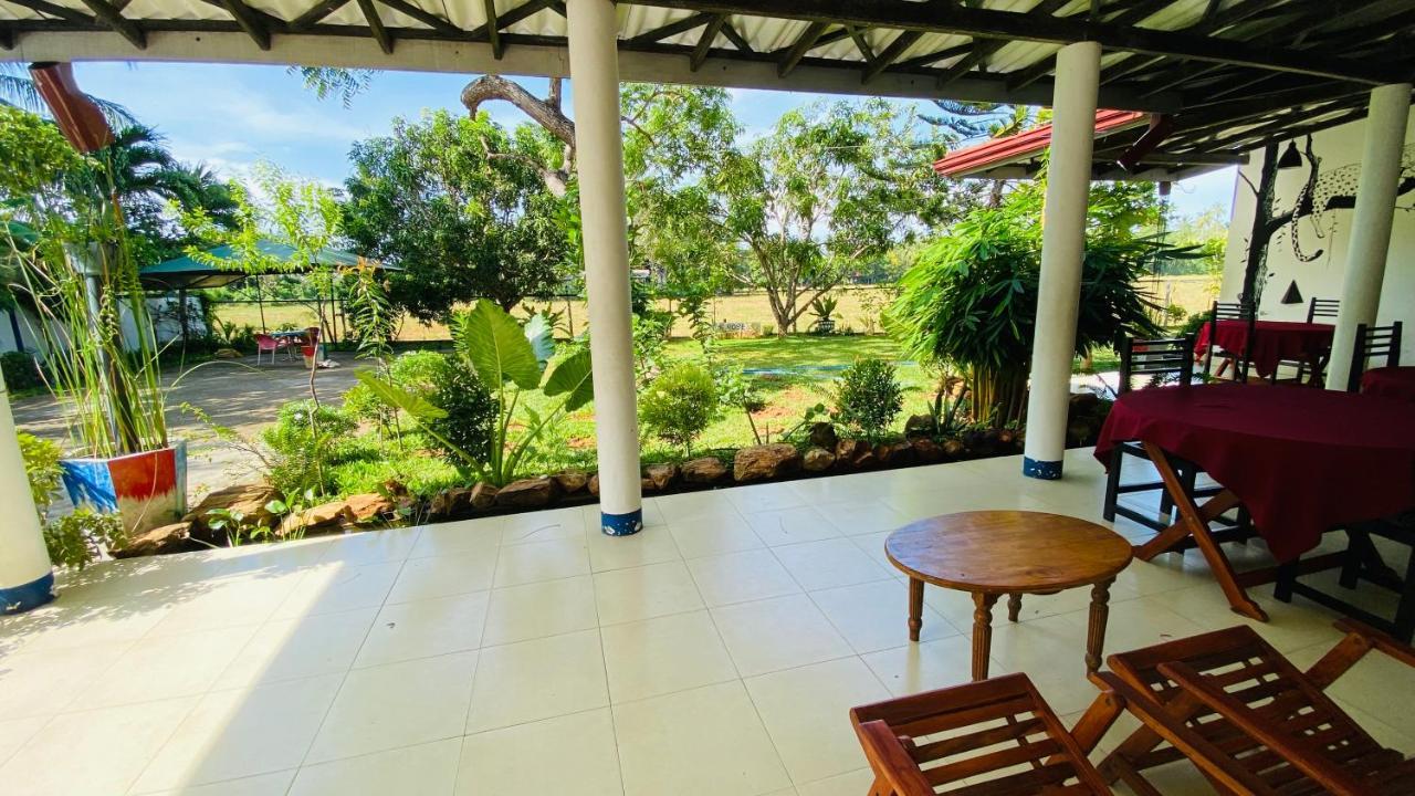 Owin Rose Yala Safari Hotel Tissamaharama Exteriér fotografie